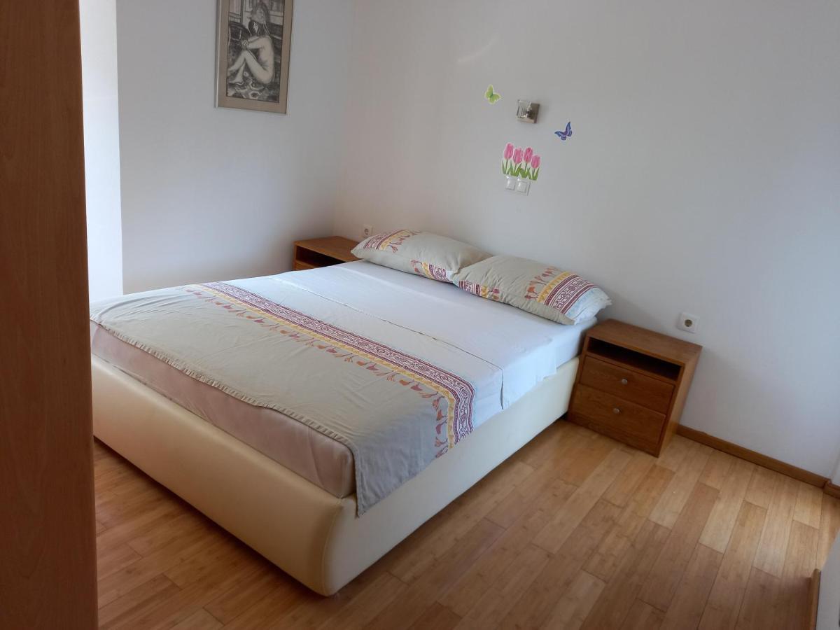 Apartments President نوفاليا المظهر الخارجي الصورة