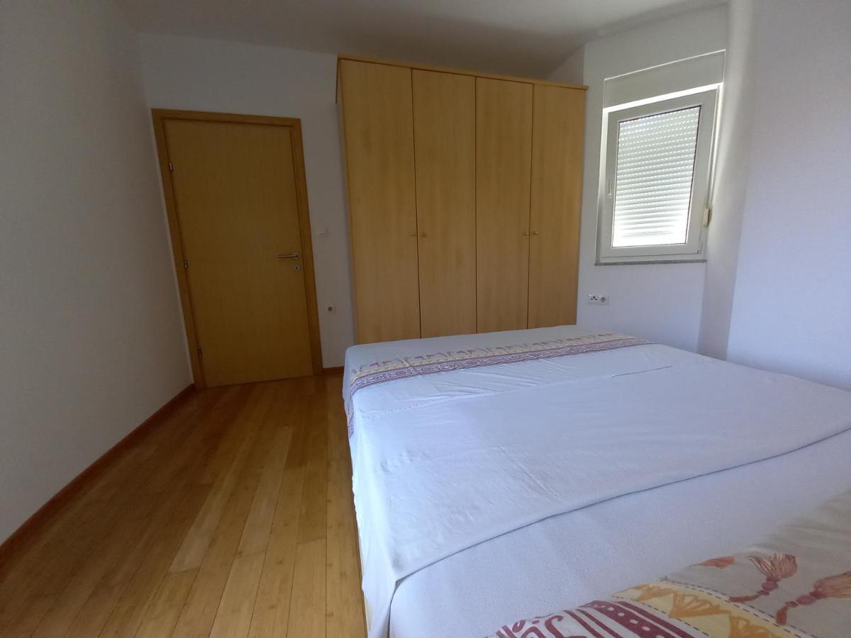 Apartments President نوفاليا المظهر الخارجي الصورة